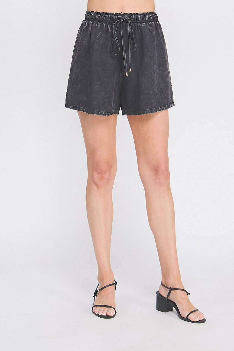Auprey Mineral Wash Casual Short