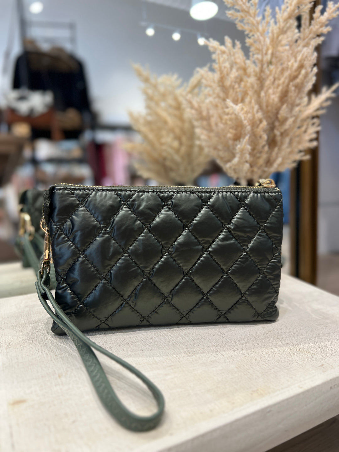 Puffer Clutch – Arie Layne Boutique