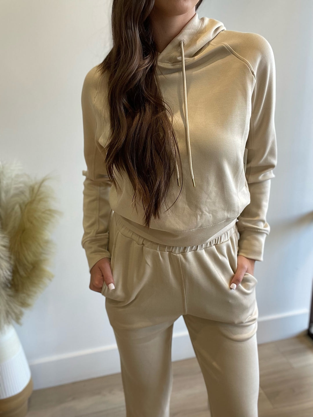 Olivia Elevated Crop Pullover