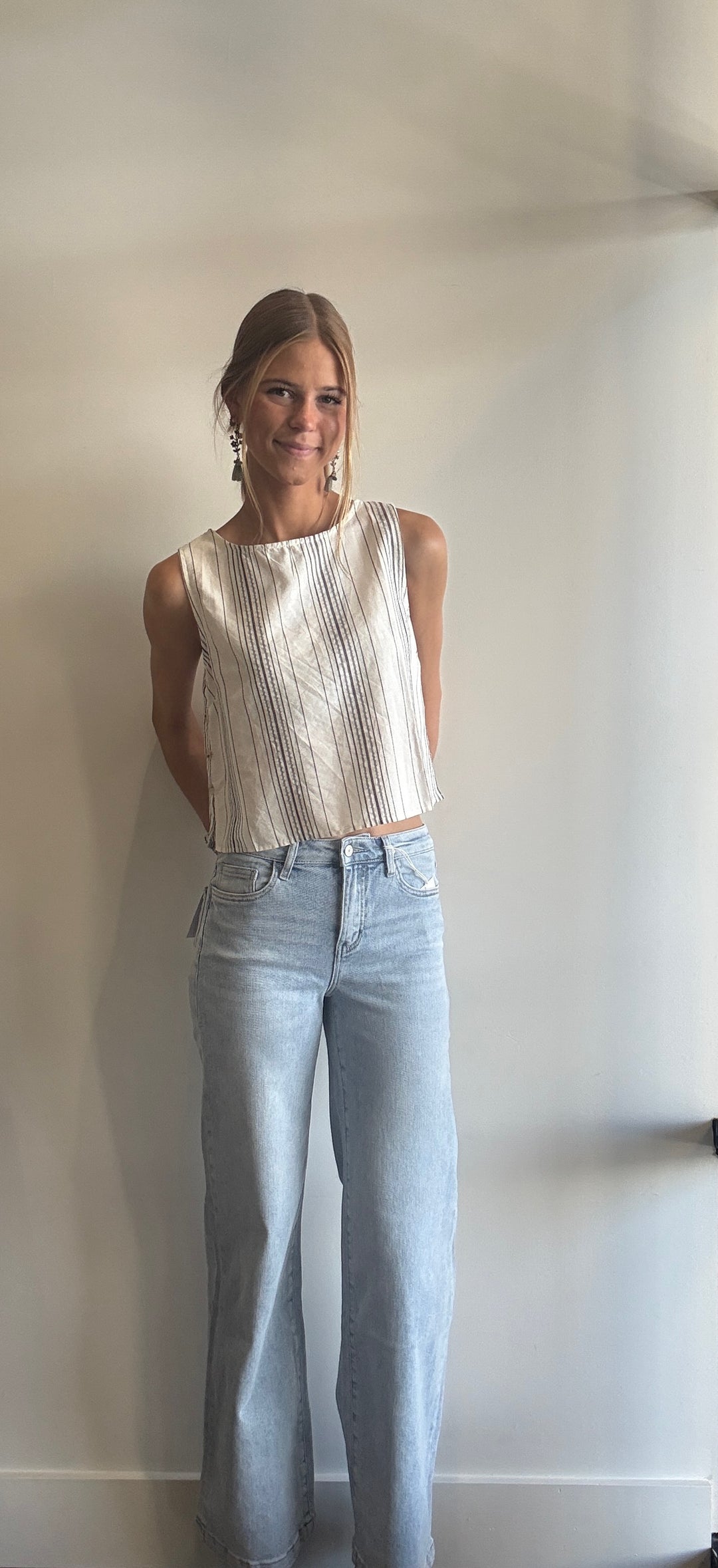 Ellie Sleeveless Side Button Detail Top