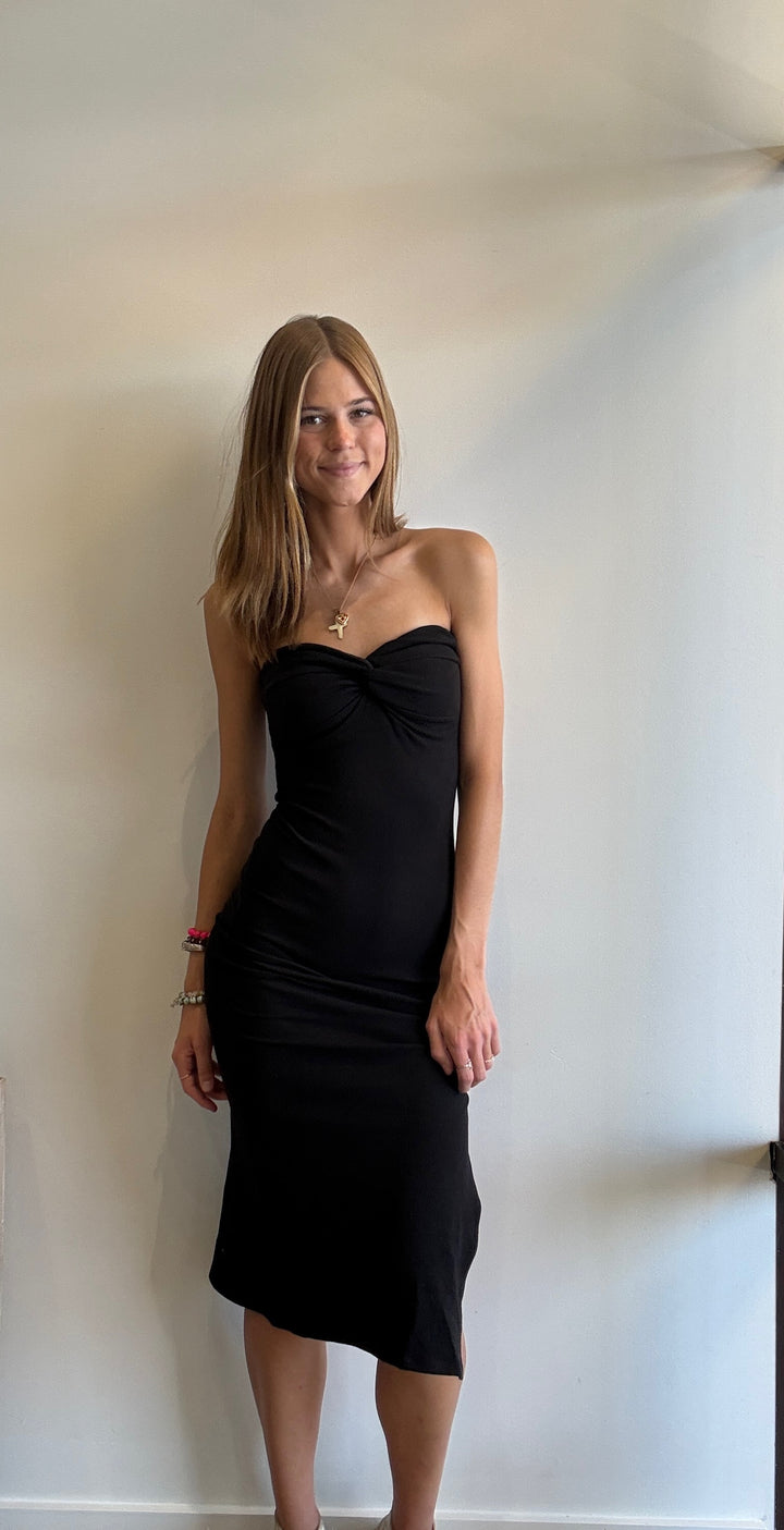 Amelia Sweetheart Tube Slit Dress