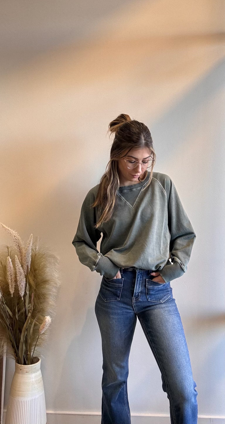 Jade Pigment Dyed Crewneck with Pockets