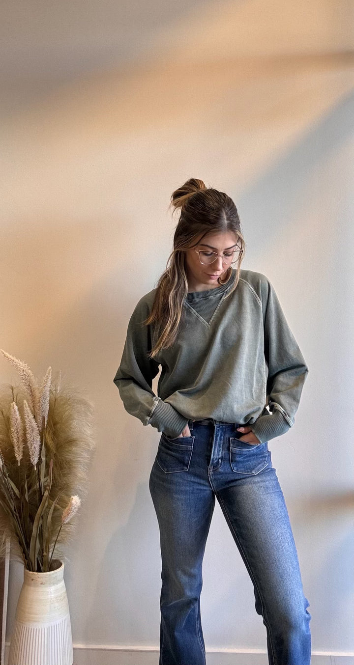 Jade Pigment Dyed Crewneck with Pockets