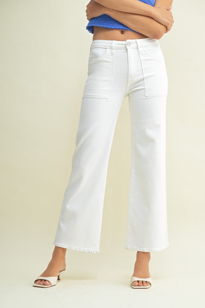 Kinley Utility Pocket White Crop Jean